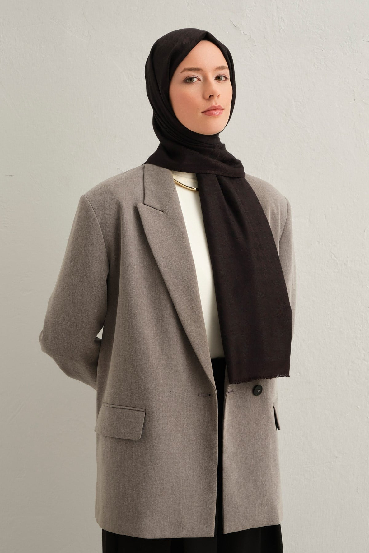 Armine Viscon Kazayağı Desen Şal 05