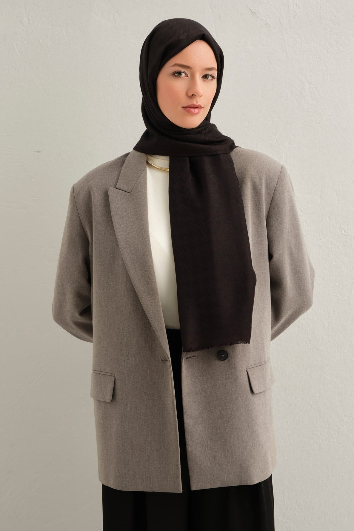 Armine Viscon Kazayağı Desen Şal 05