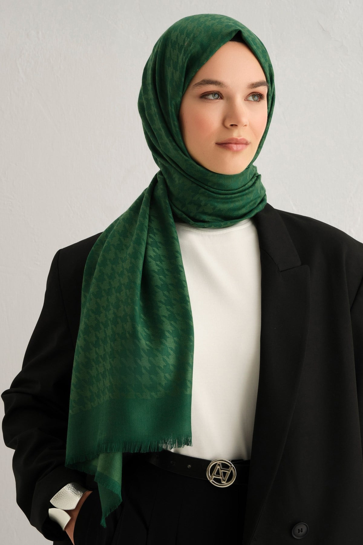 Armine Viscon Kazayağı Desen Şal 07