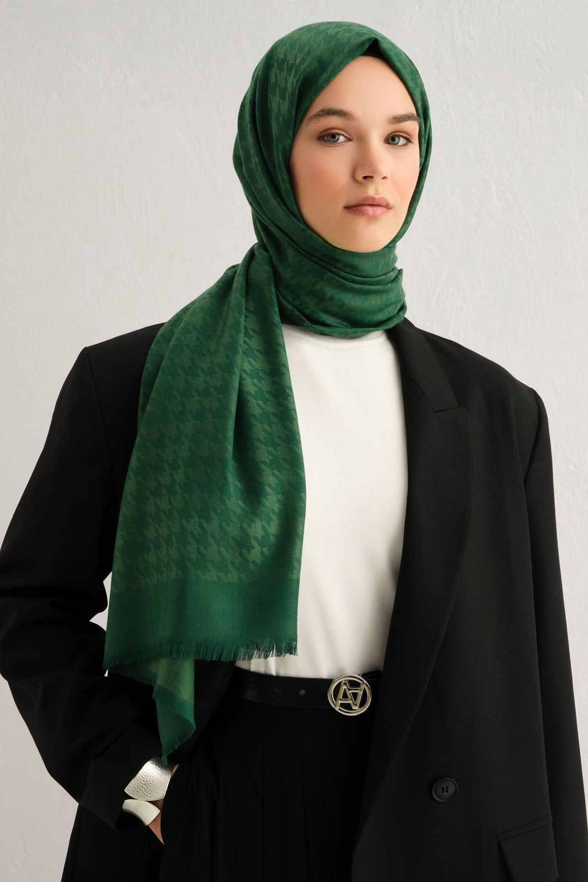 Armine Viscon Kazayağı Desen Şal 07