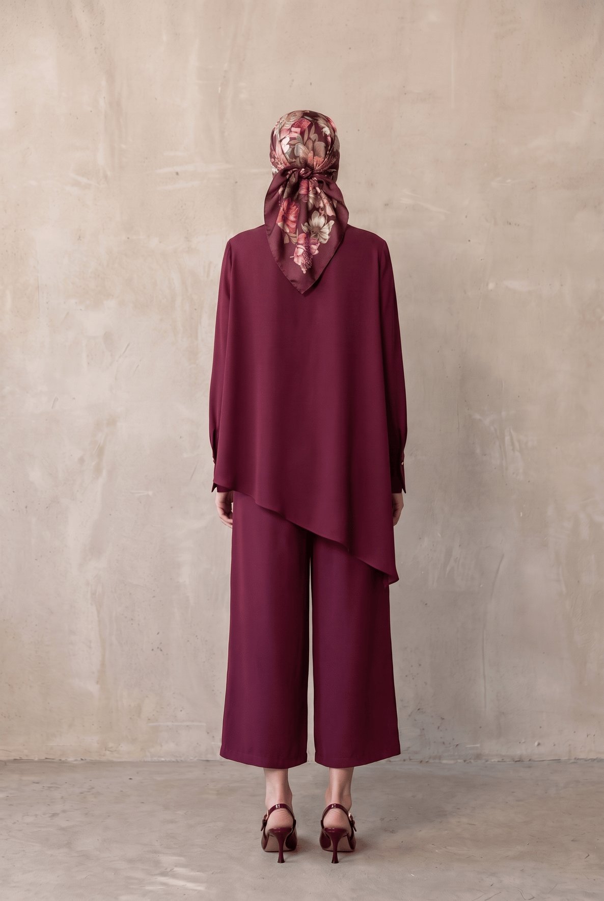 Asimetrik Kesim Bağlama Detaylı Tunik Geniş Paça Pantolon İkili Takım Bordo 26KA610