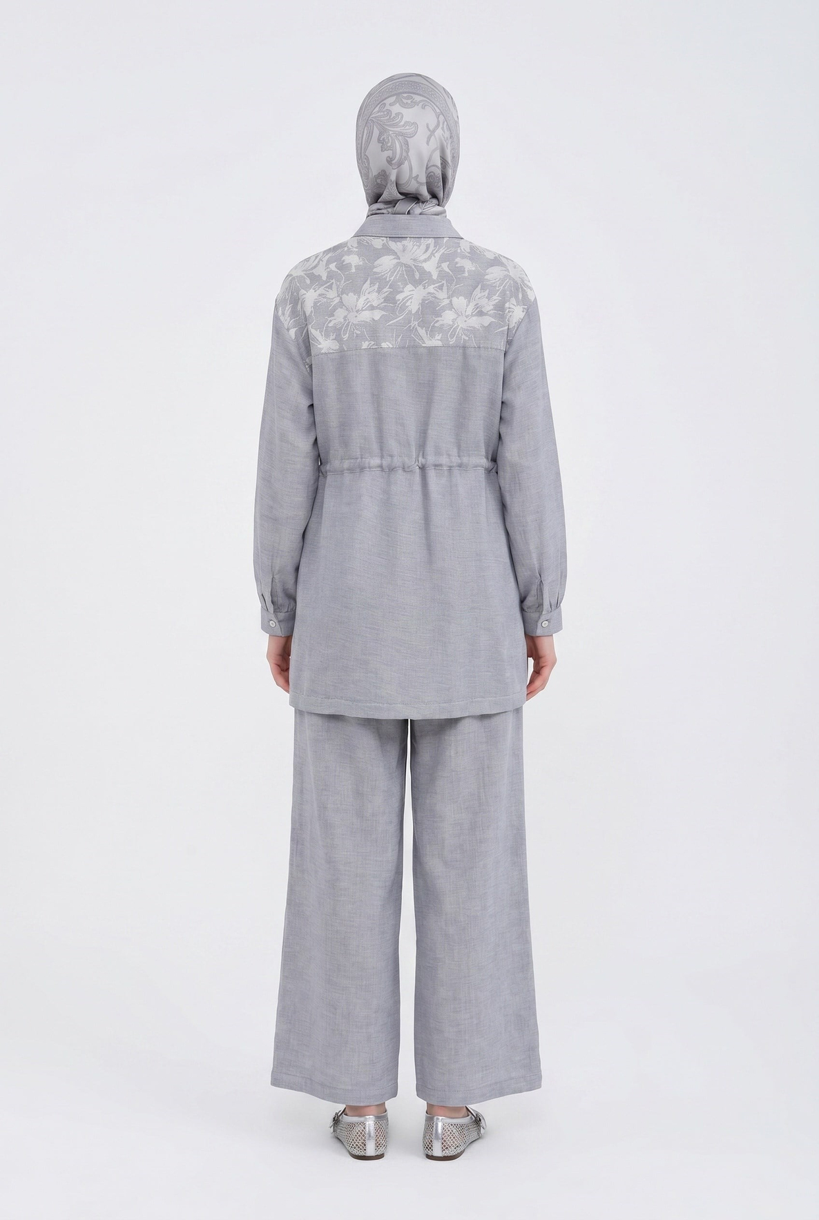 Çiçek Desenli Beli Büzgülü Tunik ve Geniş Paça Pantolonlu Takım İndigo 26YT6156