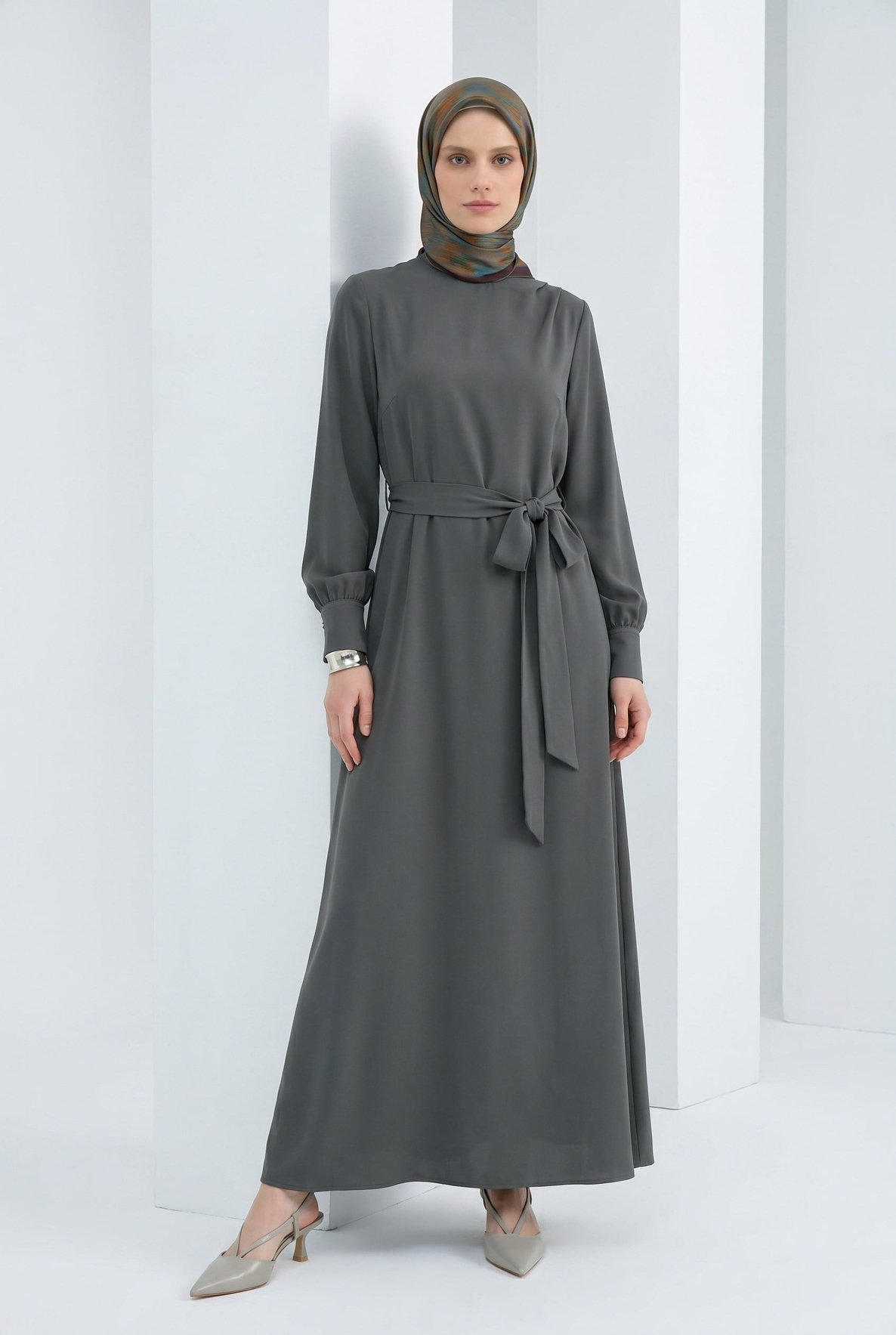 Drape Detaylı Belden Kuşaklı Elbise Haki 26YT904