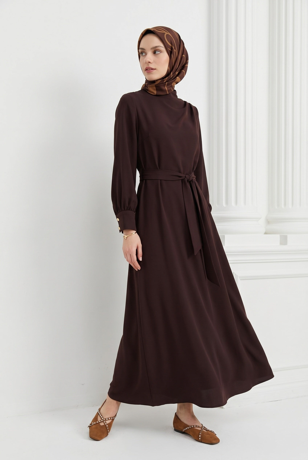 Drape Detaylı Belden Kuşaklı Elbise Kahverengi 26YT904