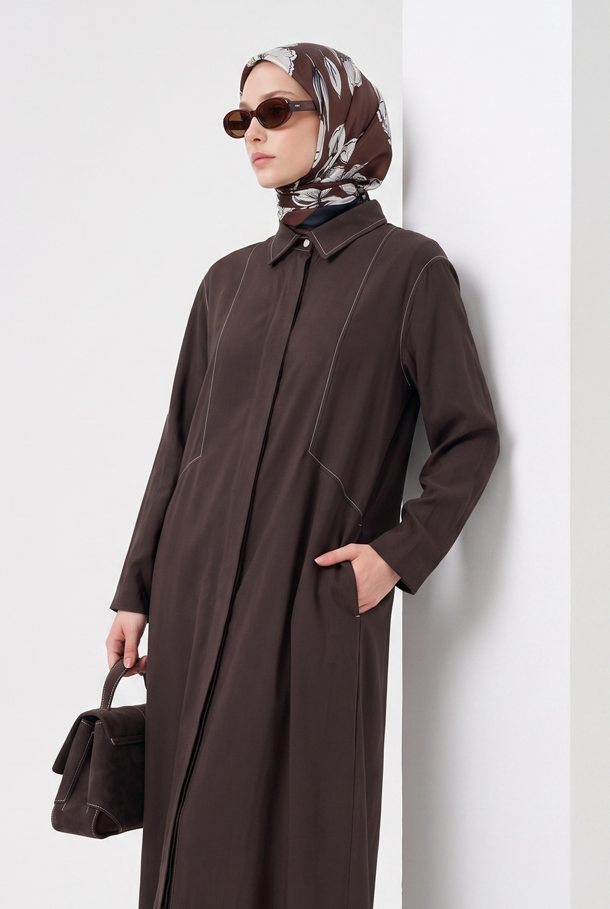Kadın Gizli Patlı Düğmeli Uzun Tunik Pantolonlu İkili Takım Kahverengi 26YT6137