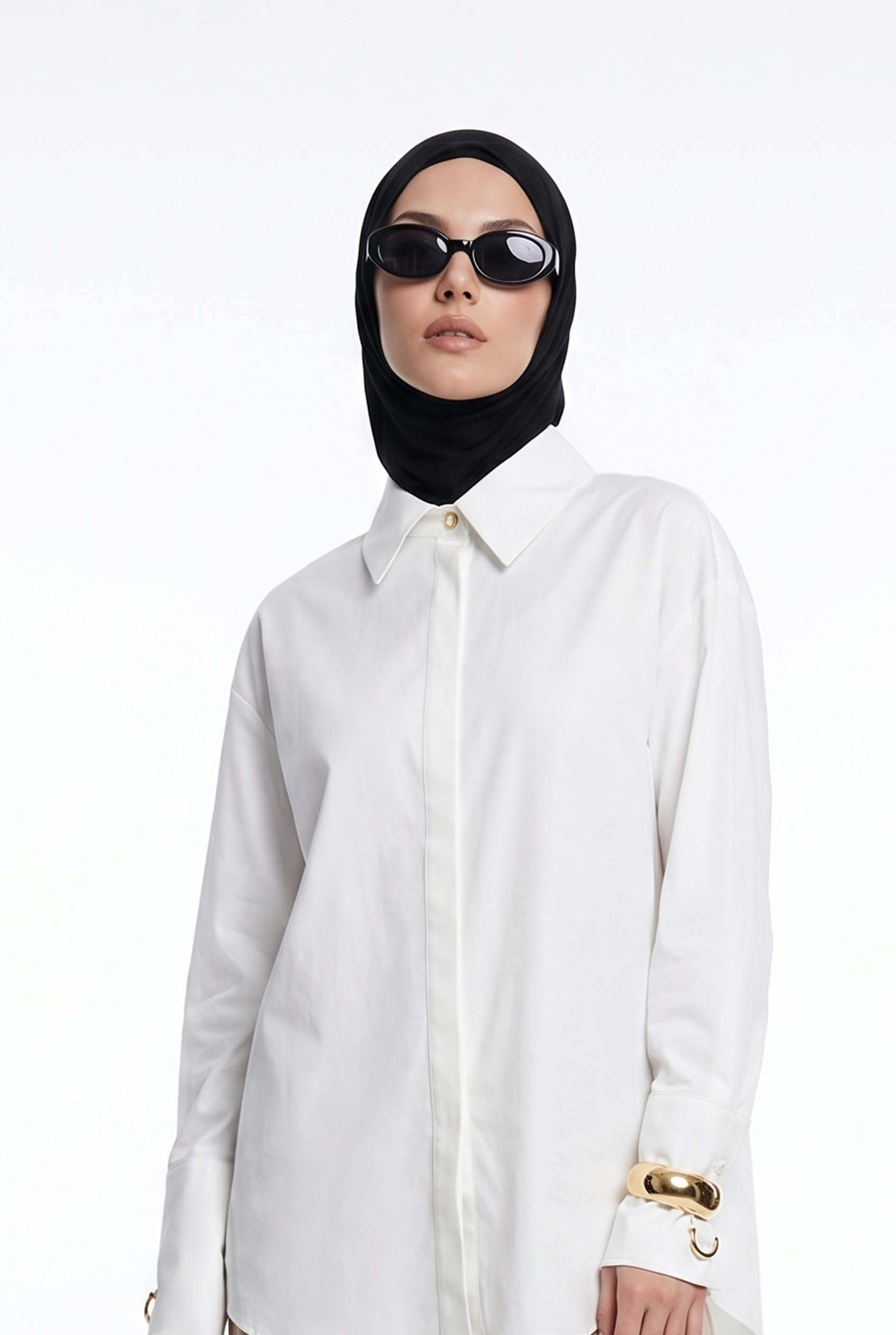 Klasik Yaka Gizli Patlı Oversize Gömlek Ekru 26YT304