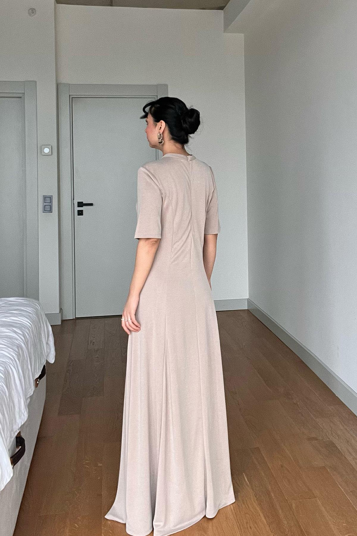 Bej Belden Oturtmalı Burano Çan Elbise