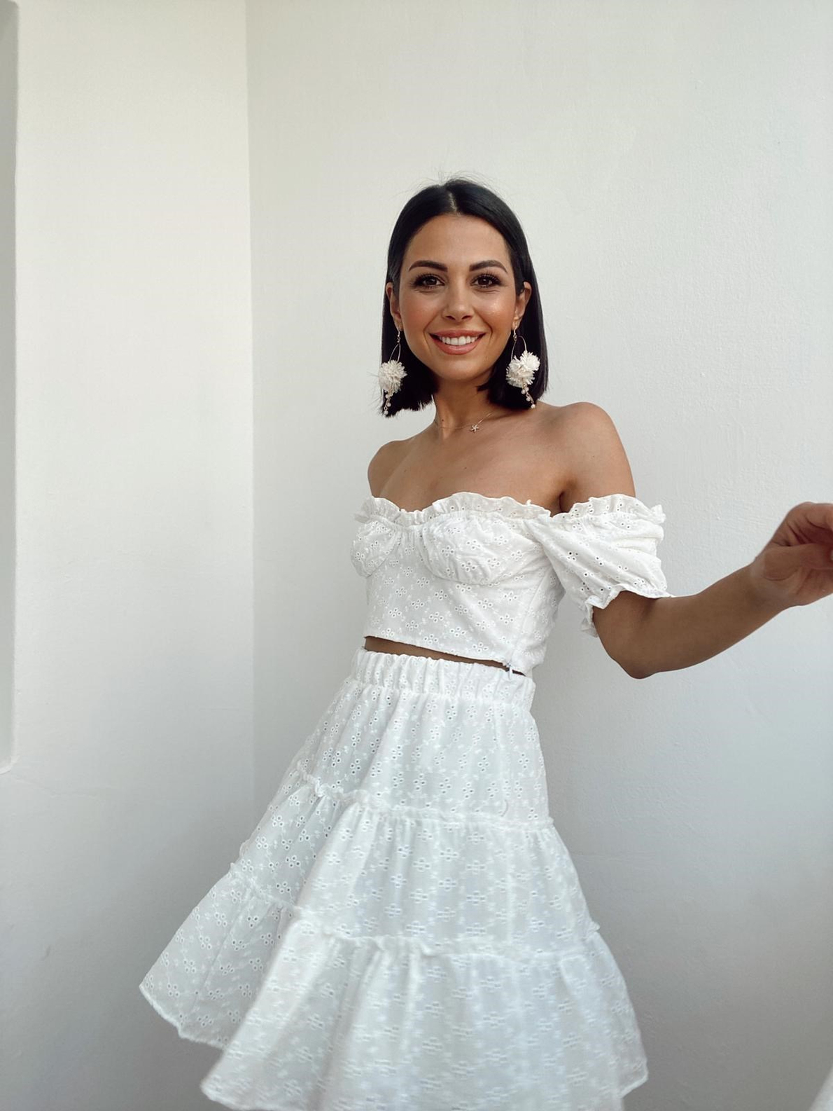 Beyaz Etek Ve Crop Brode Takım