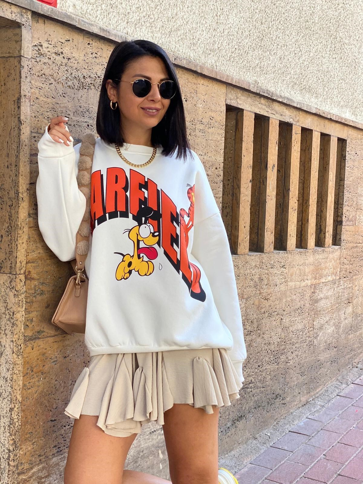 Beyaz Garfield Baskılı Sweatshırt