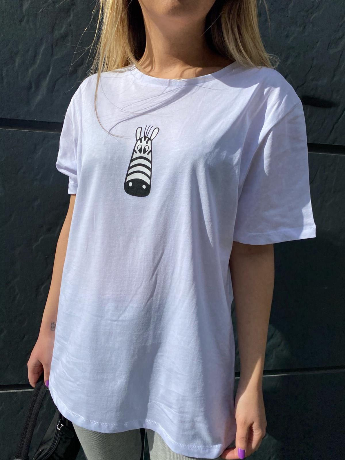 Beyaz Zebra Baskılı Kısa Kol T-shirt