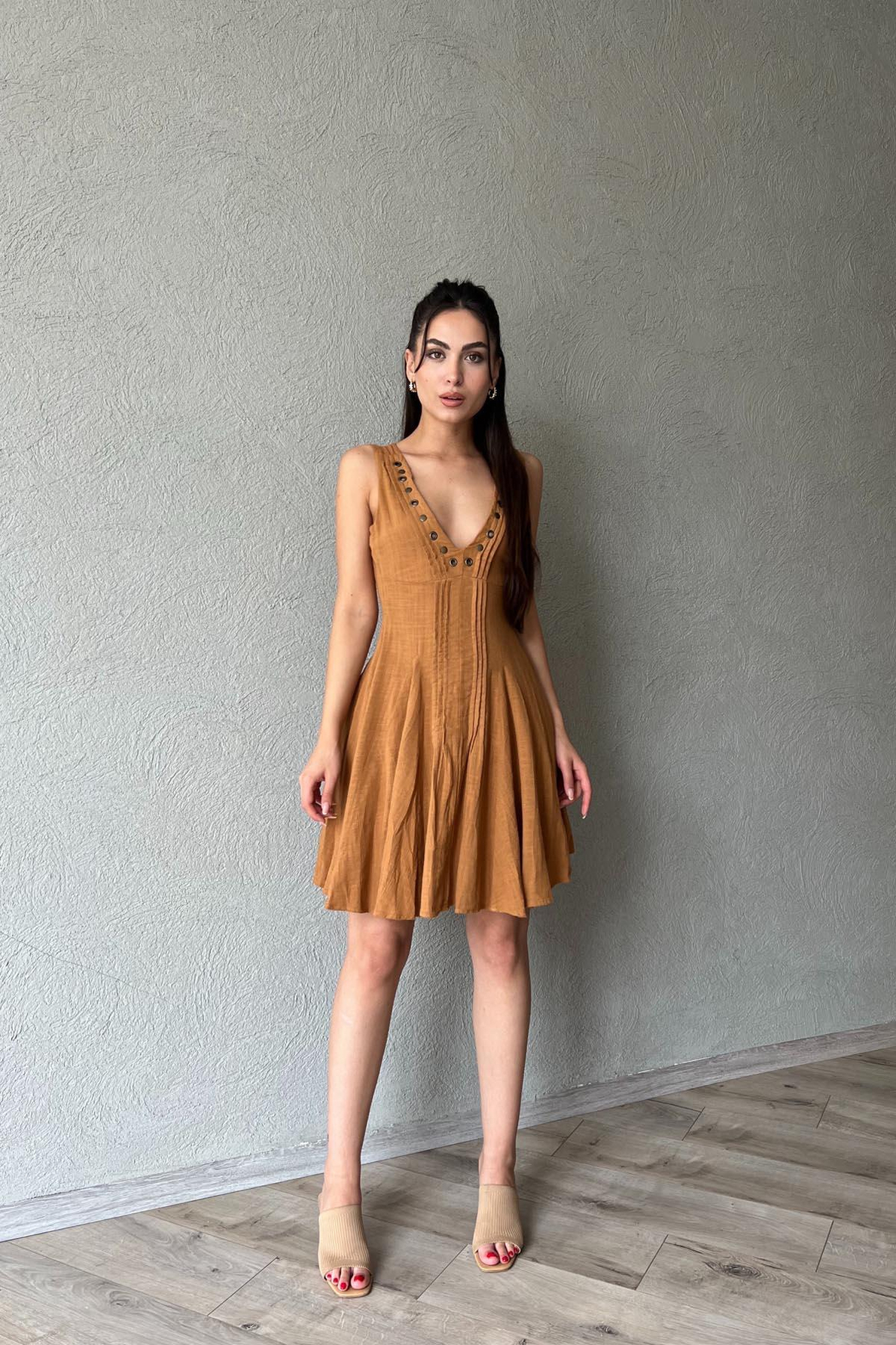 Camel Yaka Detaylı Kloş Keten Elbise
