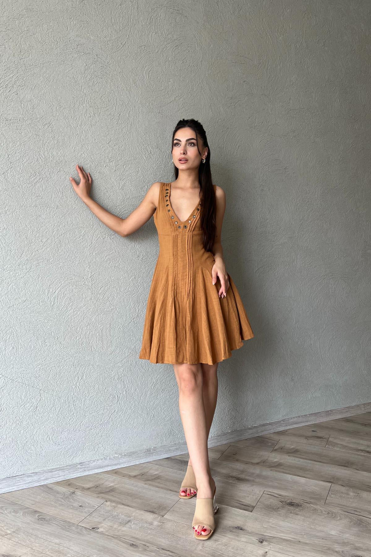 Camel Yaka Detaylı Kloş Keten Elbise
