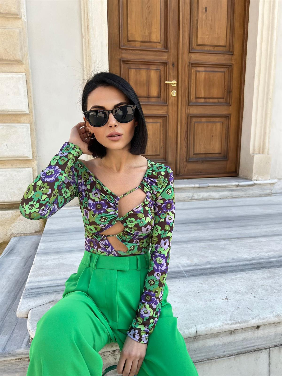 Dekolteli Çiçekli Yeşil Bodysuit