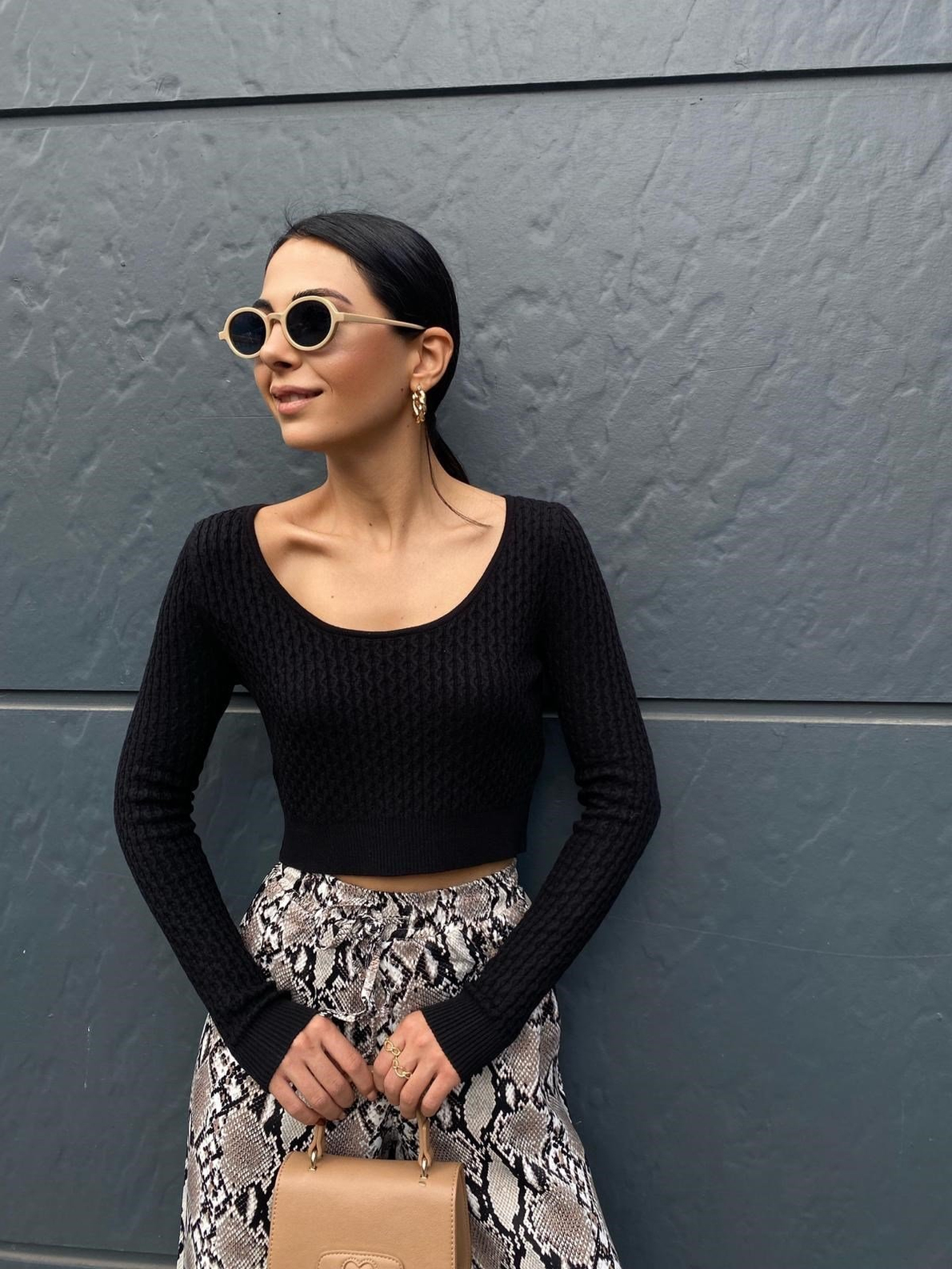 Derin Bisiklet Yaka Crop Triko