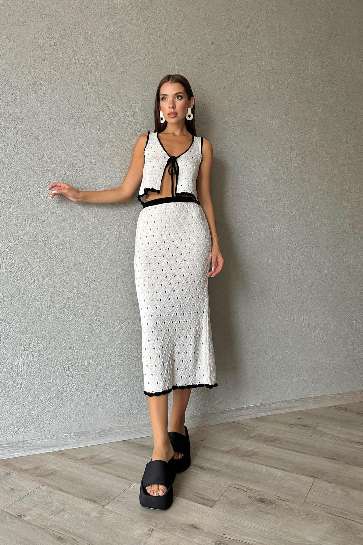 Ekru Etek Crop Ajurlu Triko Takım