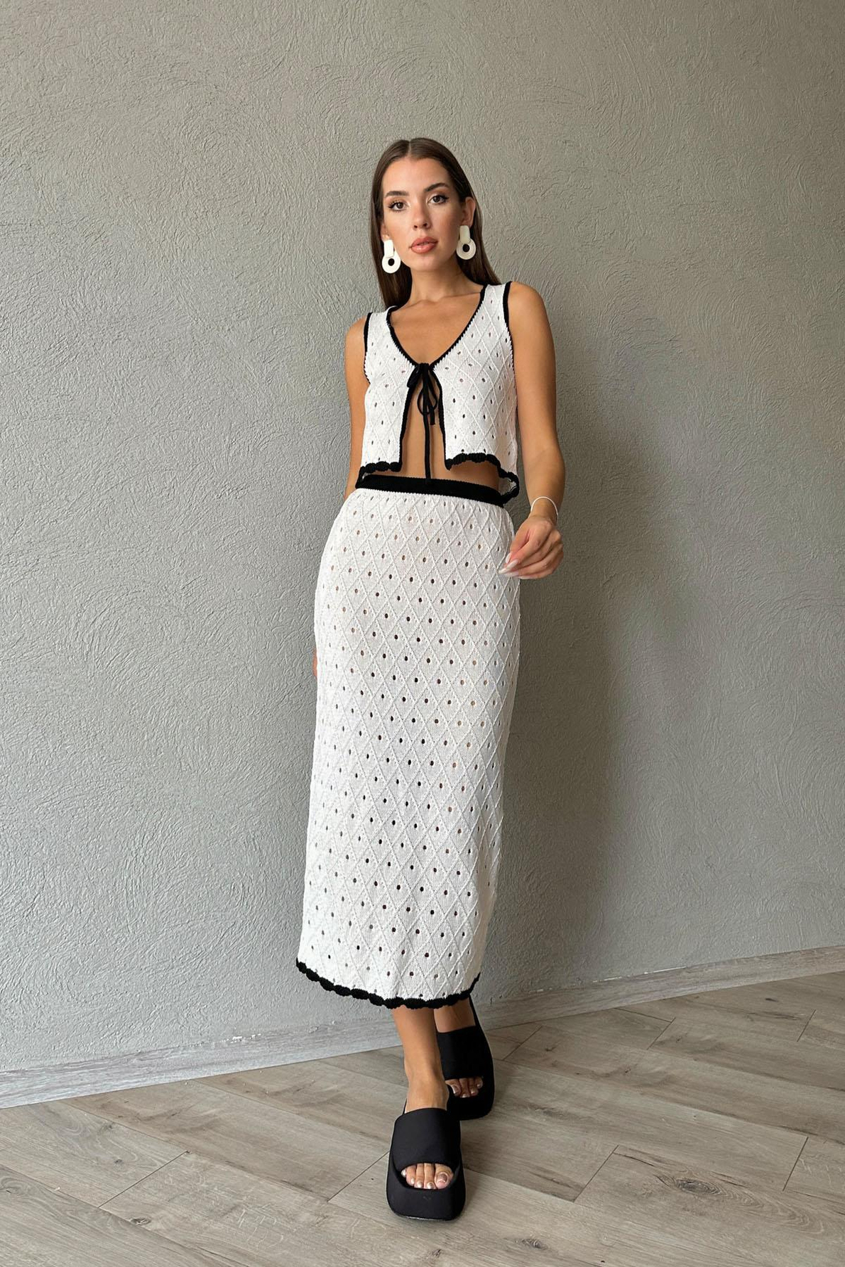 Ekru Etek Crop Ajurlu Triko Takım
