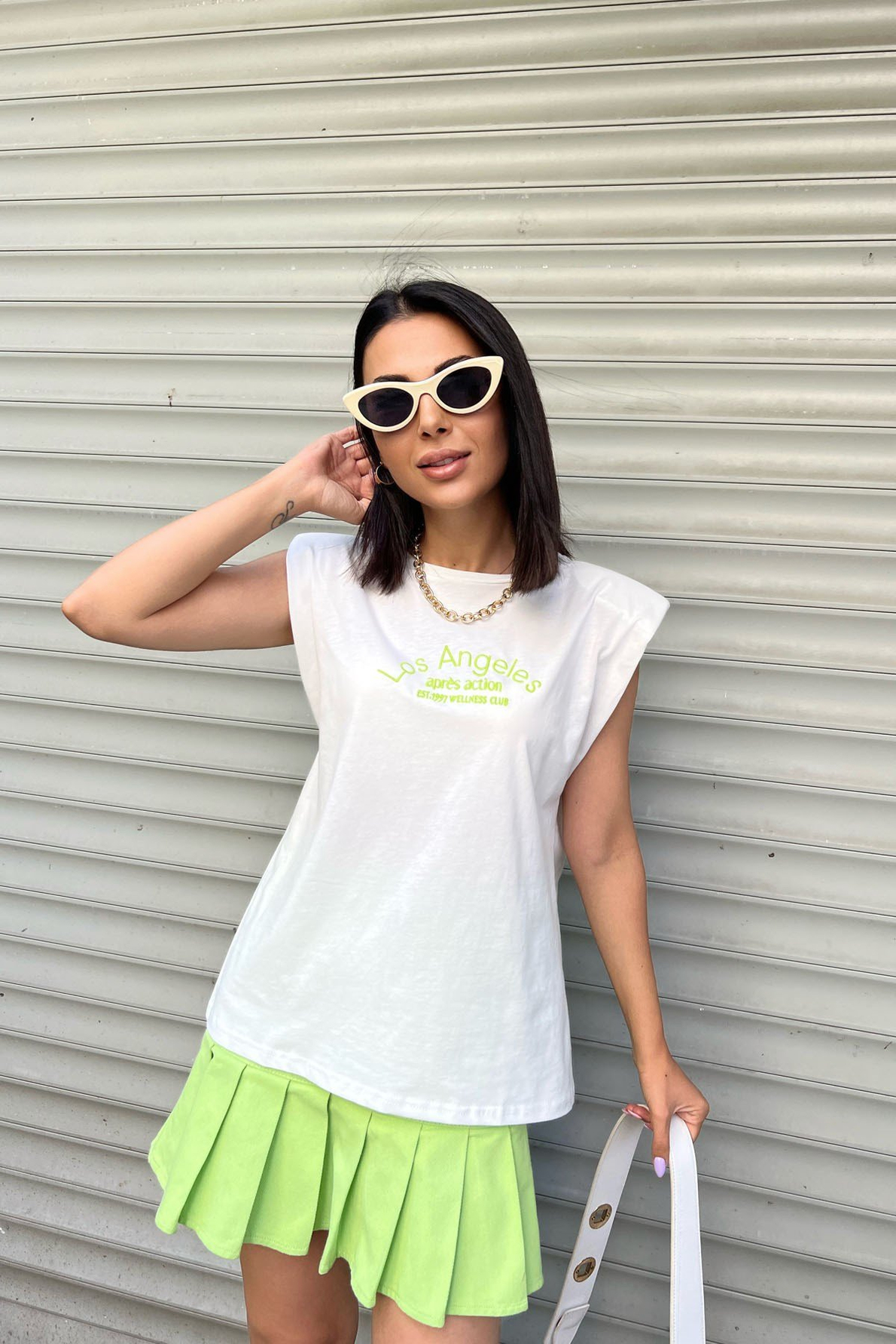Ekru Nakış Detaylı Vatkalı T-Shirt