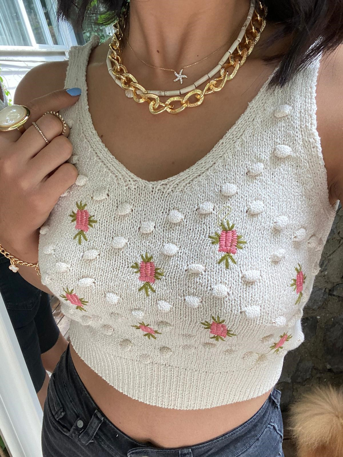 Ekru Nakışlı Ponpon Desenli Crop Top