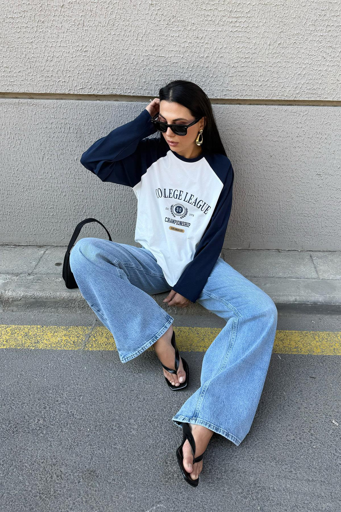 Ekru Reglan Kol Baskılı Bisiklet Yaka İnce Sweatshirt