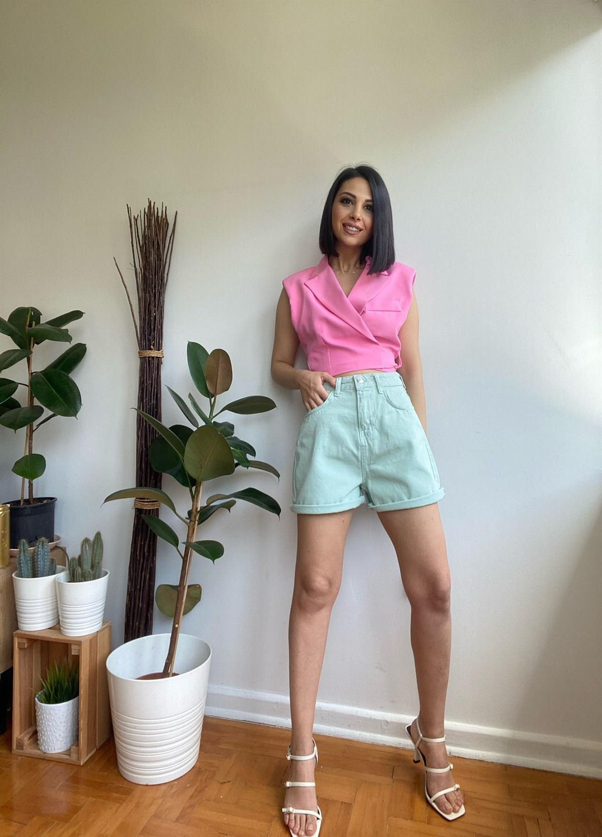Gabardin Mint Yeşili Şort