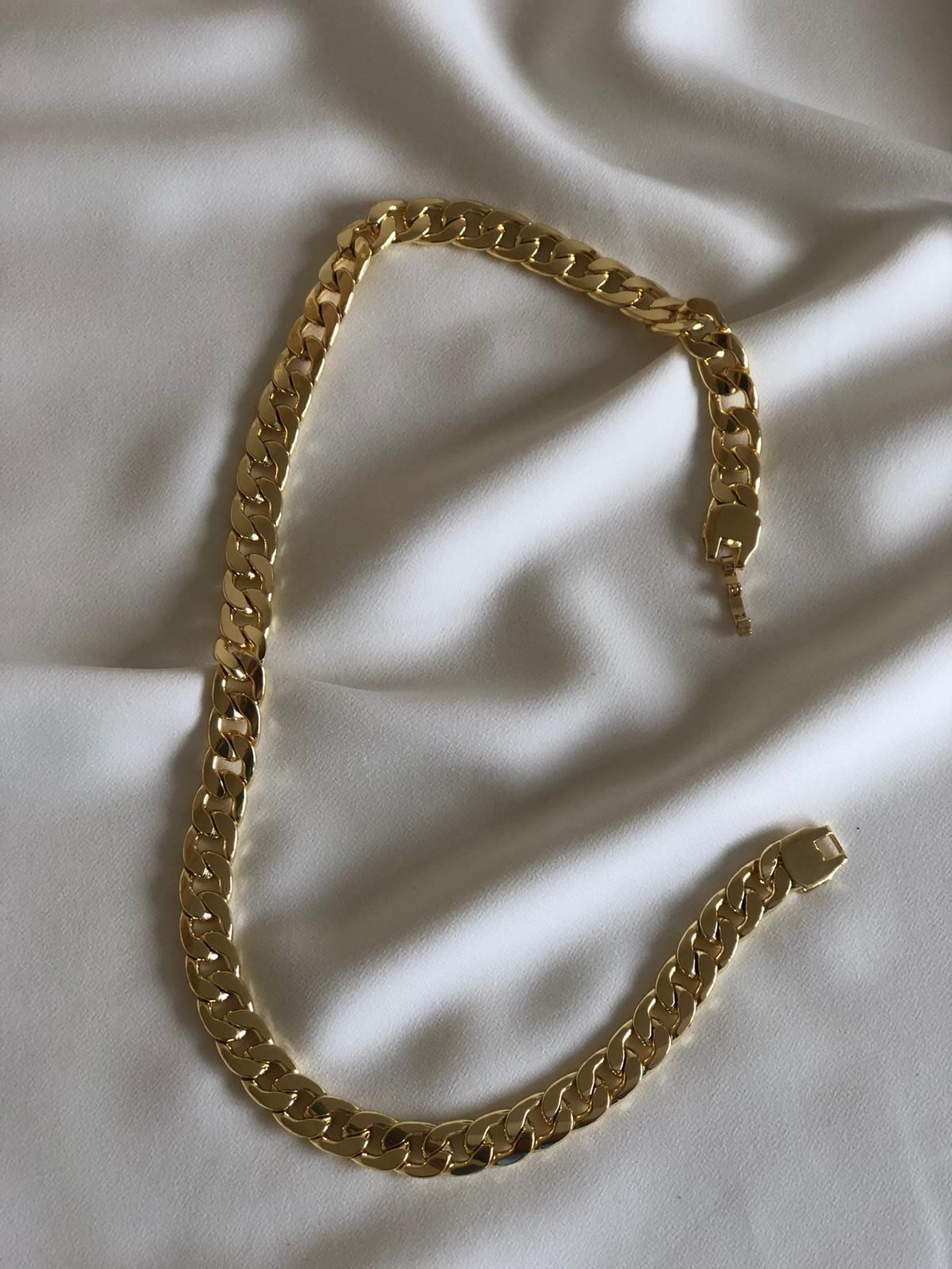 Gold Halka Geçmeli Zincir Kolye