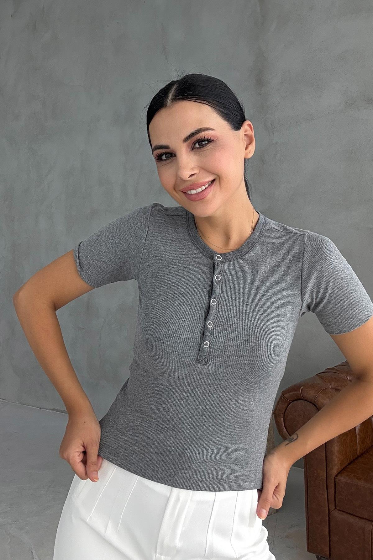 Gri Kısa Kollu Çıtçıtlı Body