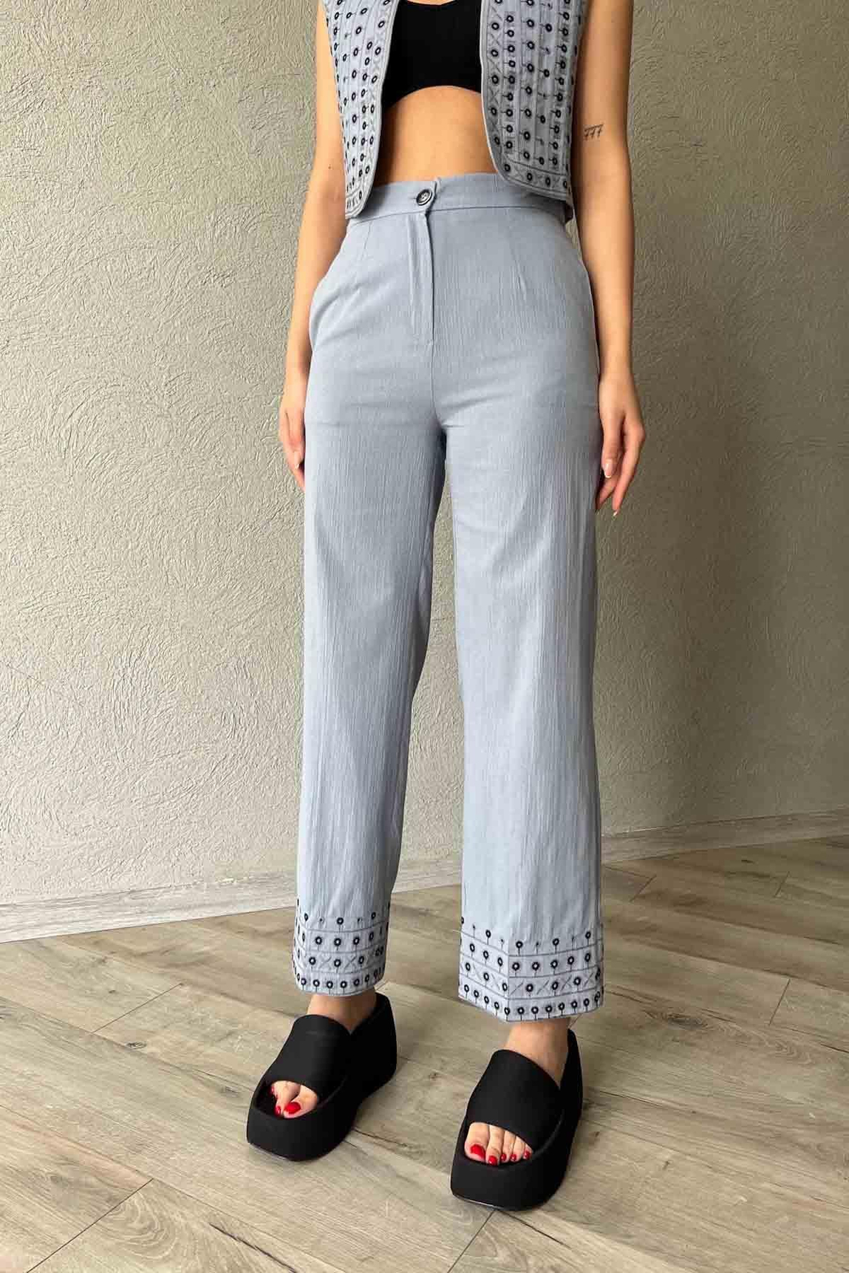 Gri Nakış Detaylı Keten Pantolon