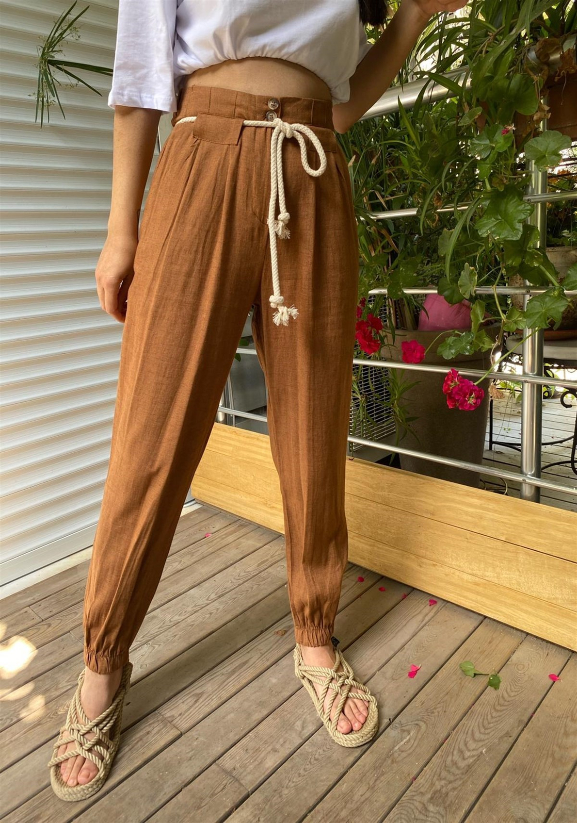 Kahve Bağcıklı Keten Pantolon
