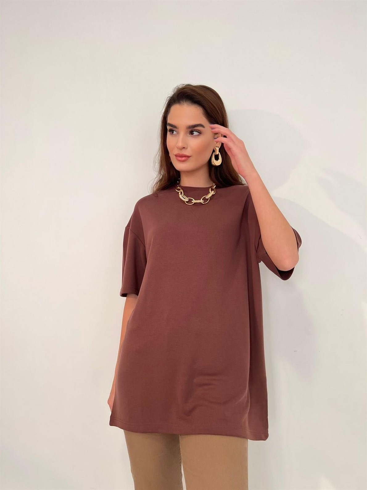 Kahve Bisiklet Yaka Oversize Basic Tshirt