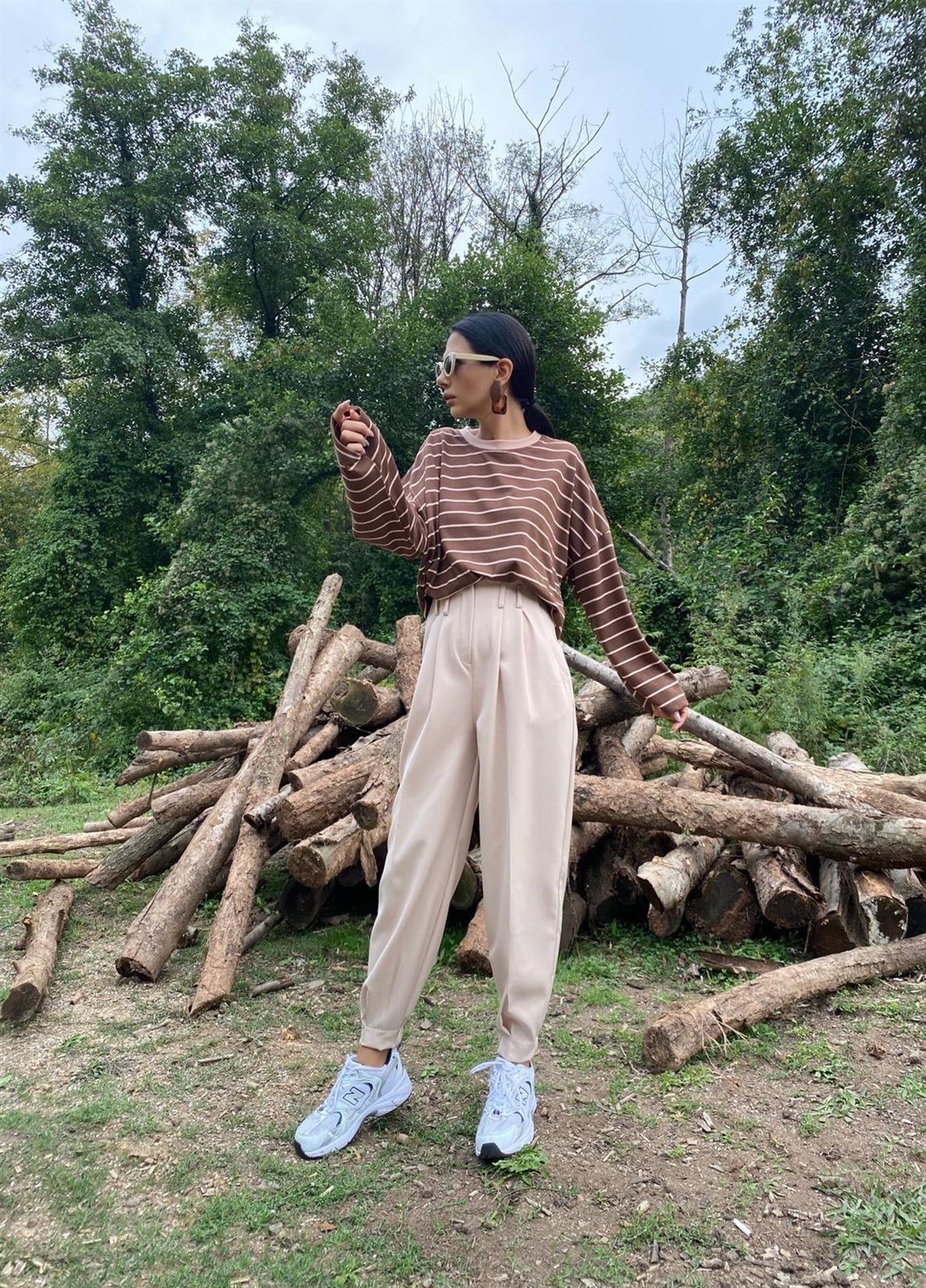 Kahve Çizgili Sweatshirt