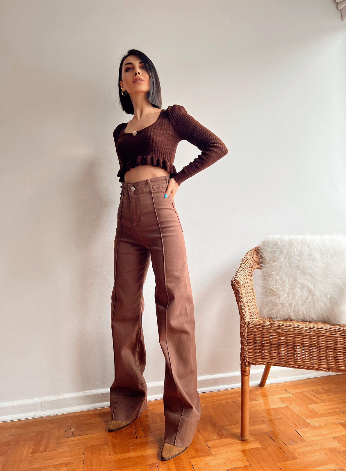 Kahve Tek Düğmeli Crop Triko