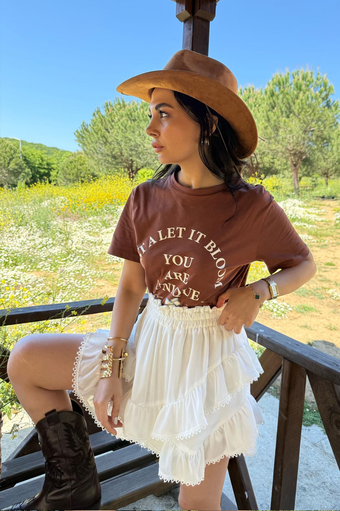 Kahve Yazılı Baskılı T-Shirt