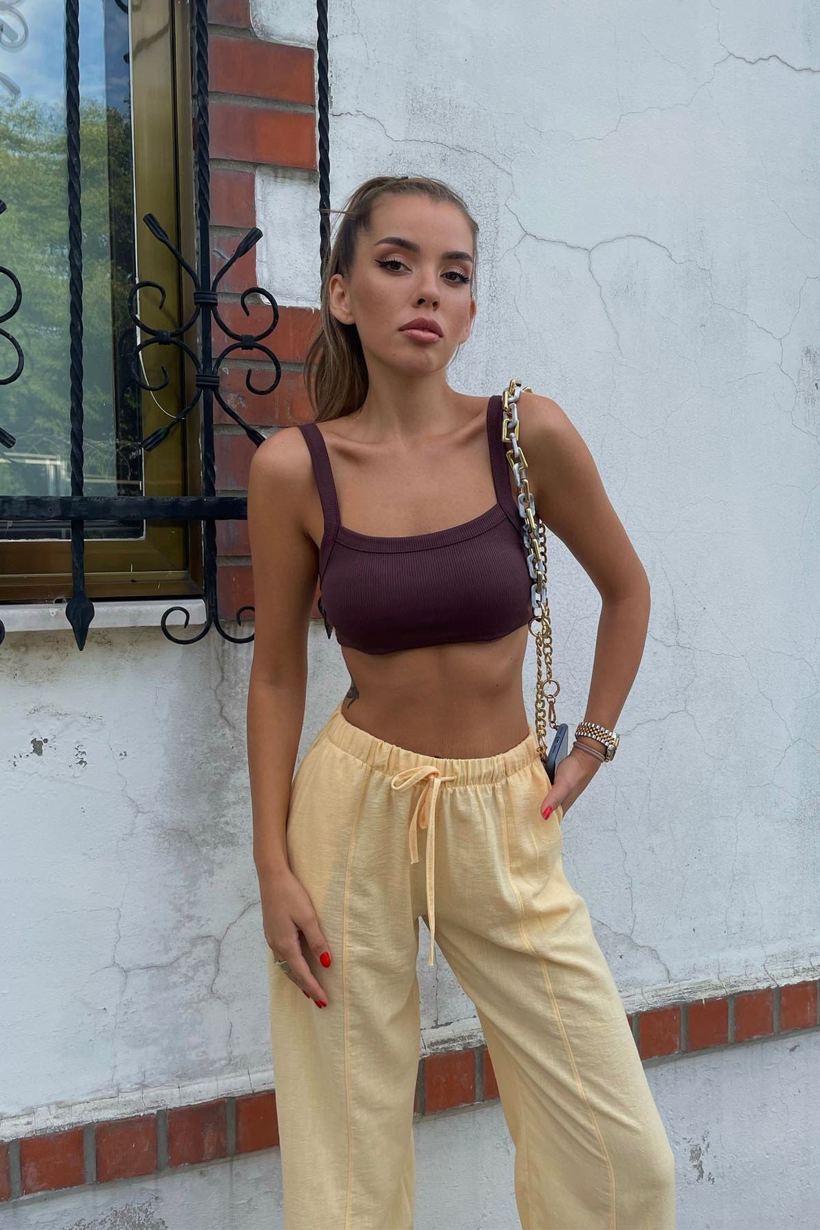 Kahverengi Askılı Kısa Crop