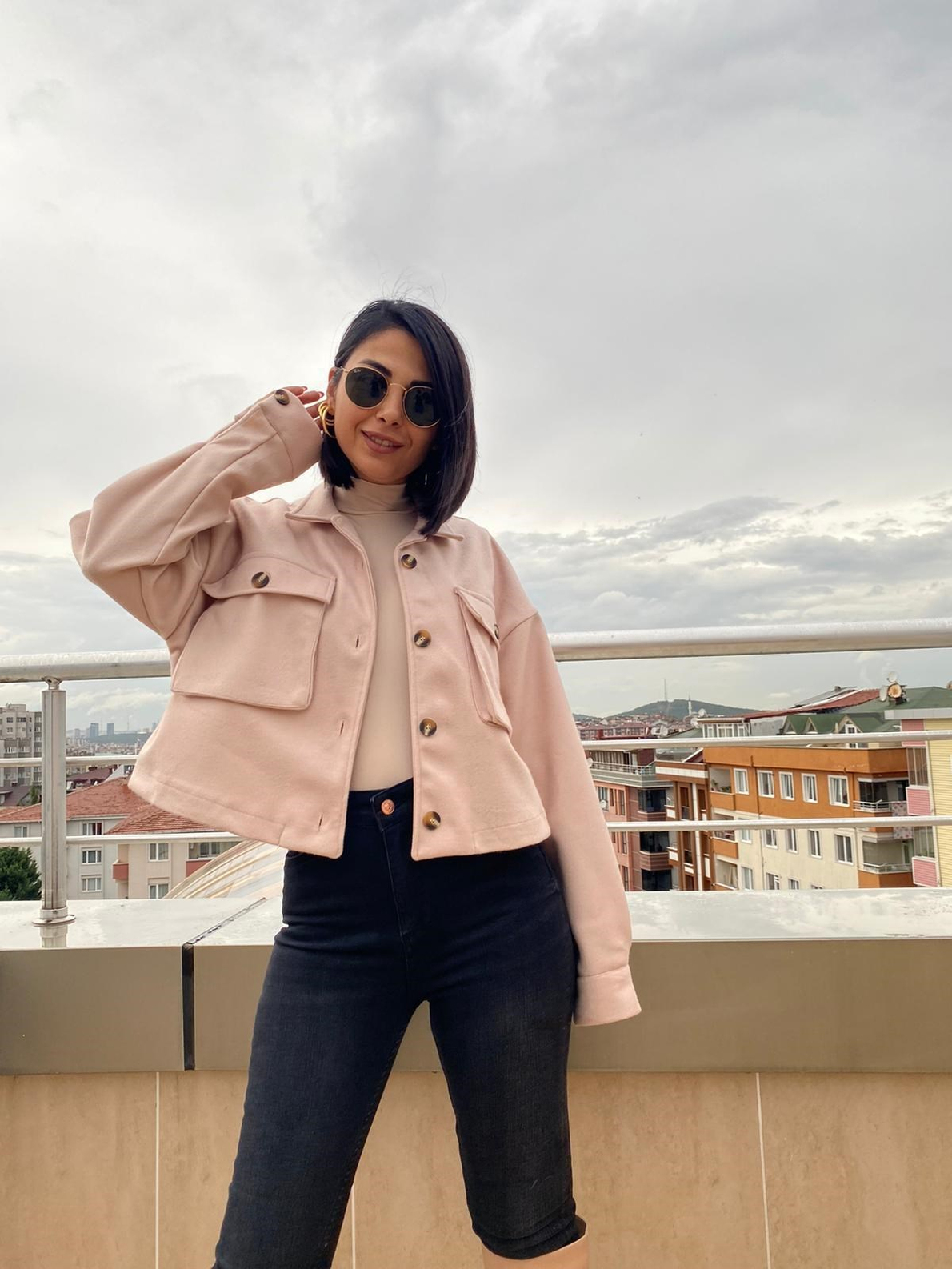 Kaşe Bej Cepli Crop Ceket