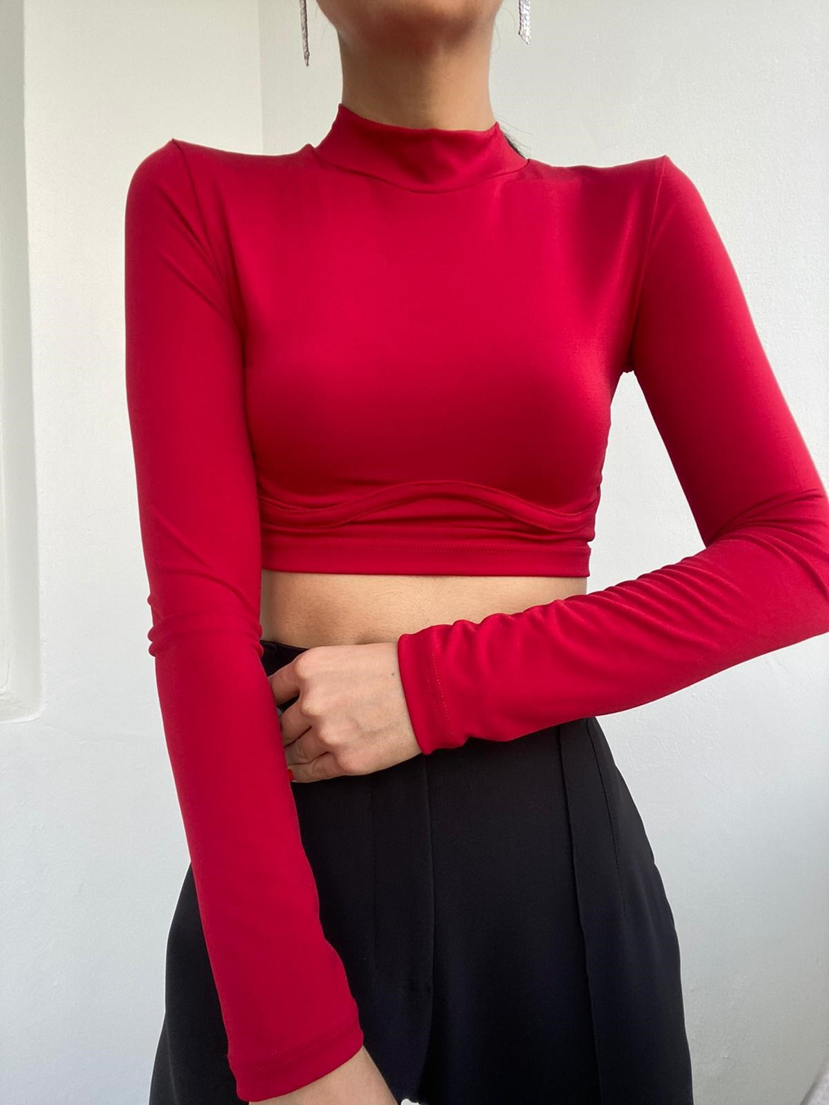 Kırmızı Balen Detaylı Crop