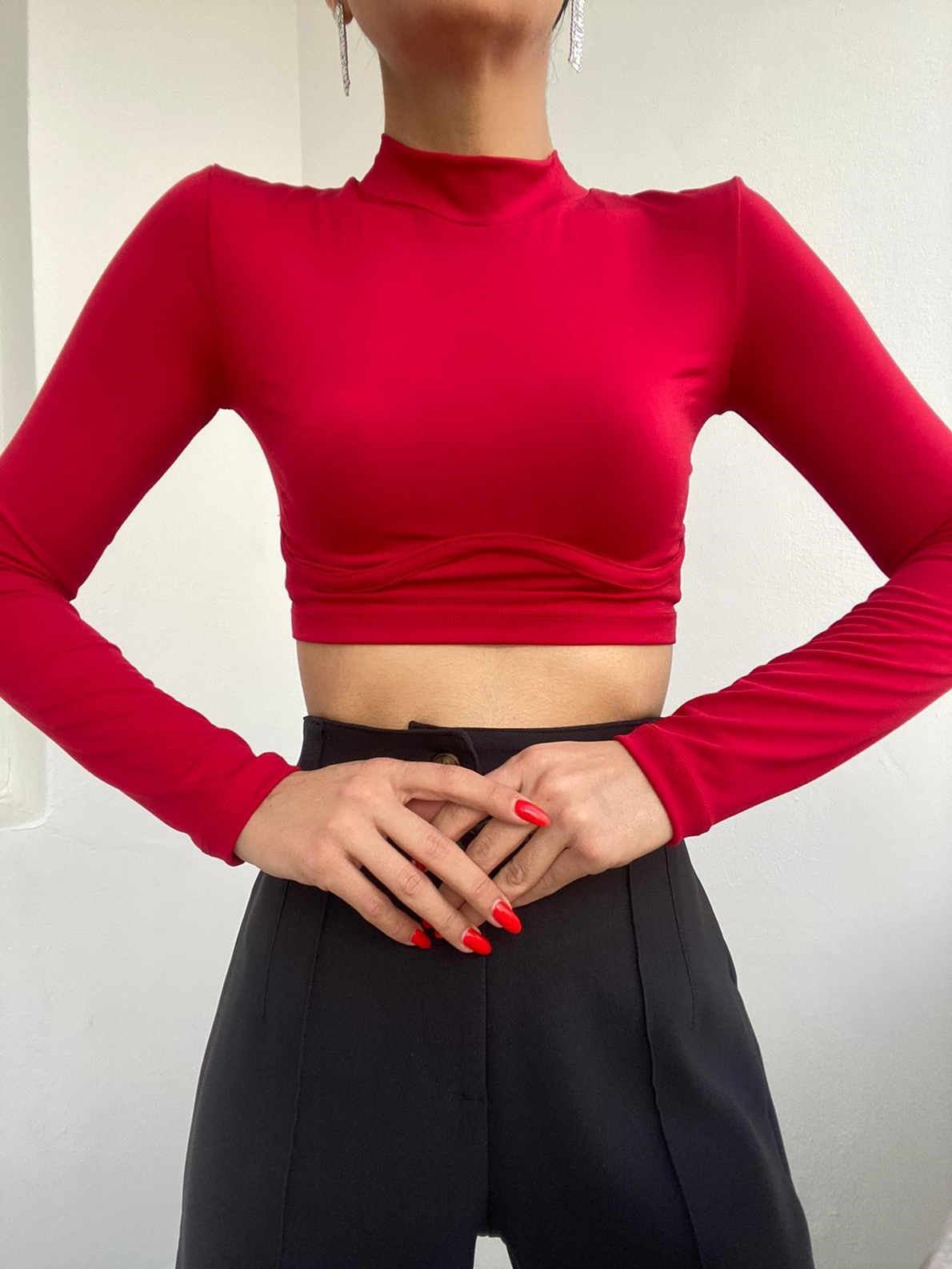 Kırmızı Balen Detaylı Crop