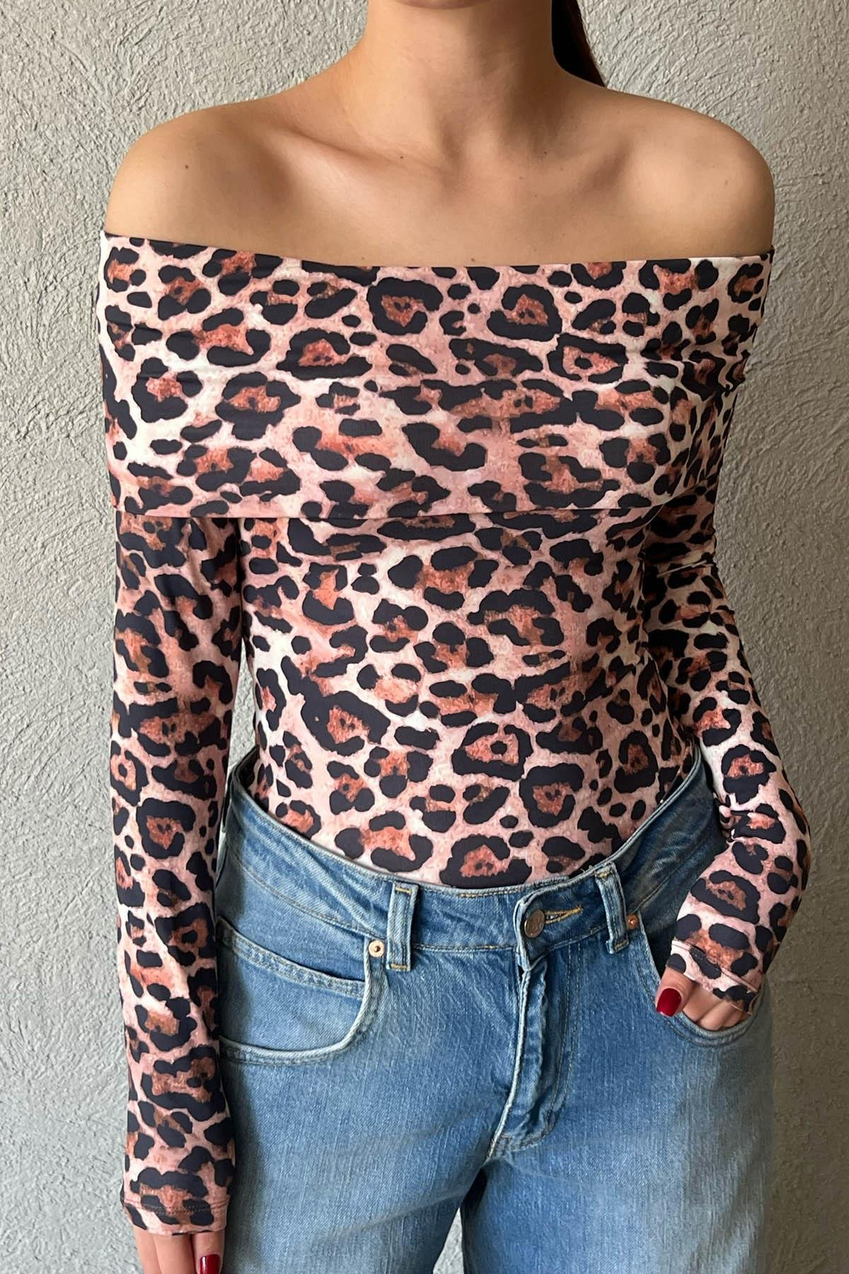 Leopar Madonna Yaka Çıtçıtlı Bodysüit