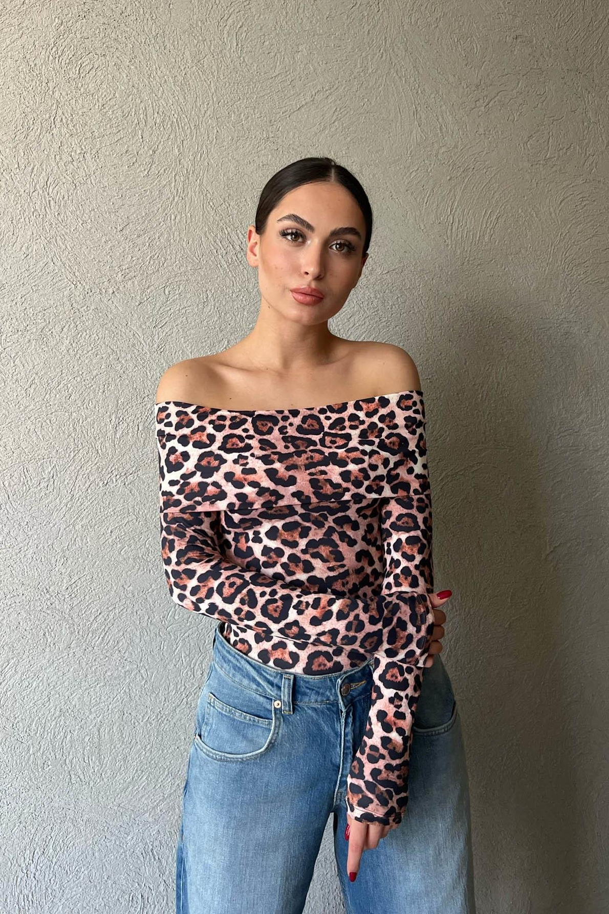 Leopar Madonna Yaka Çıtçıtlı Bodysüit