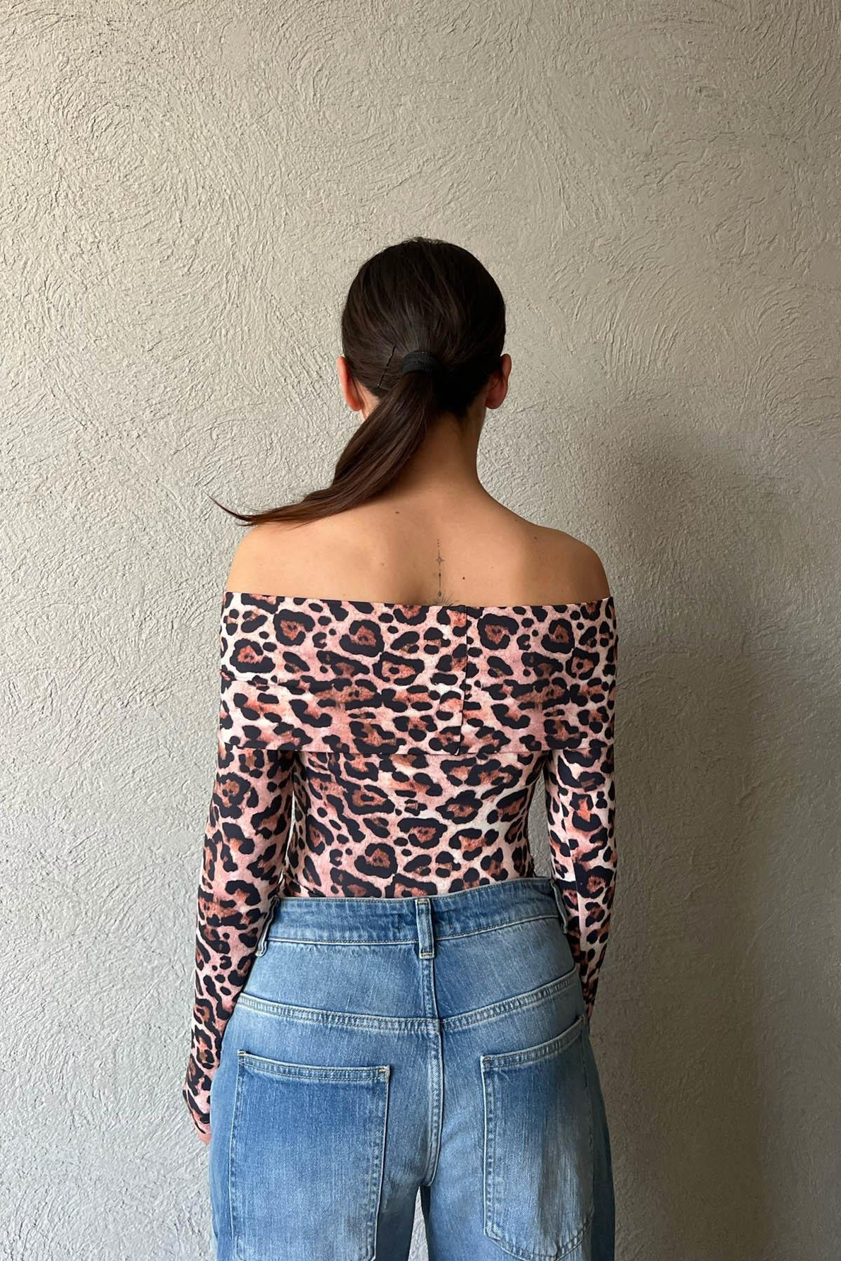 Leopar Madonna Yaka Çıtçıtlı Bodysüit