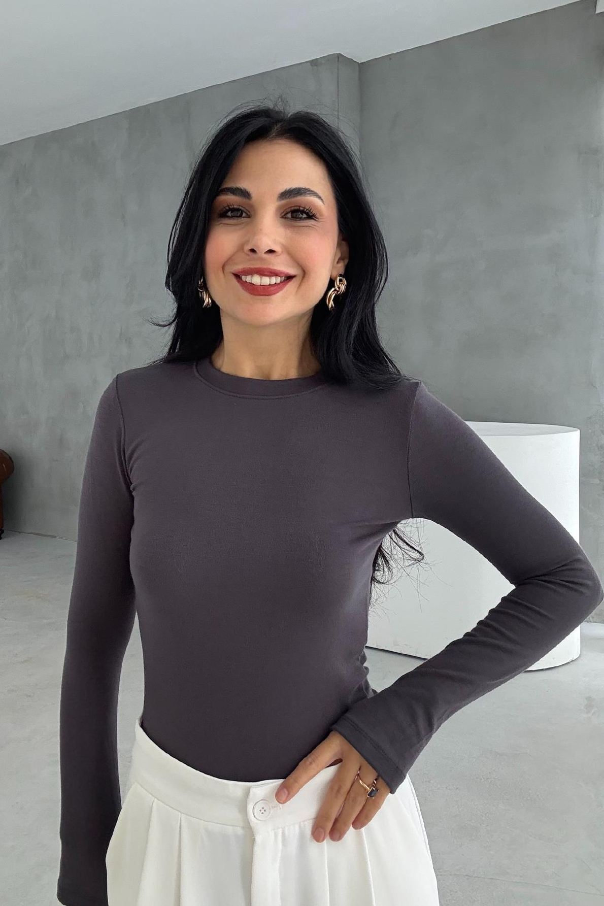 Marka Model  Parmak Geçmeli Antrasit Body