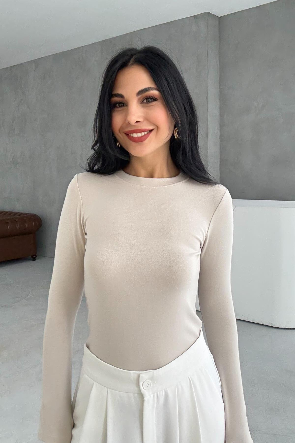 Marka Model  Parmak Geçmeli Bej Body