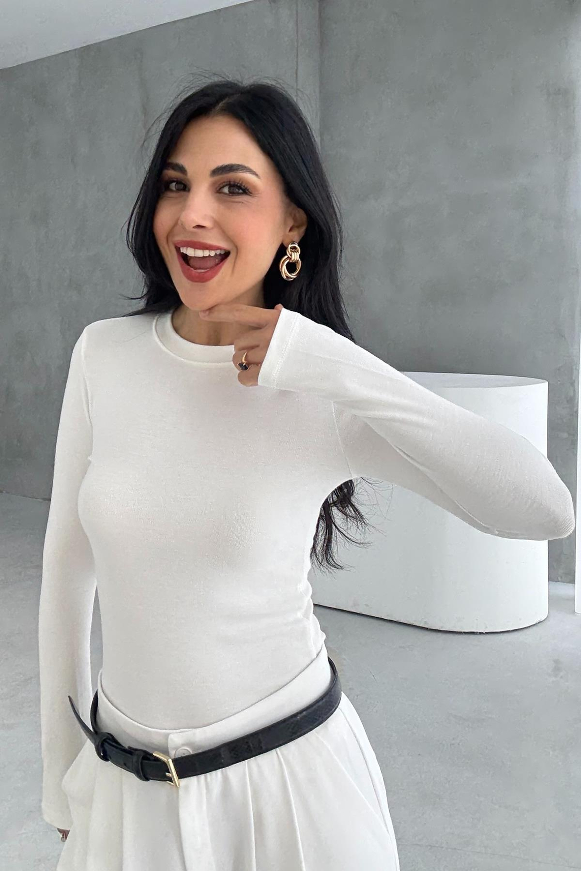 Marka Model  Parmak Geçmeli Krem Body