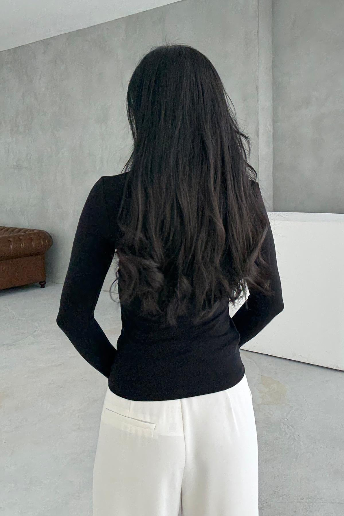 Marka Model  Parmak Geçmeli Siyah Body