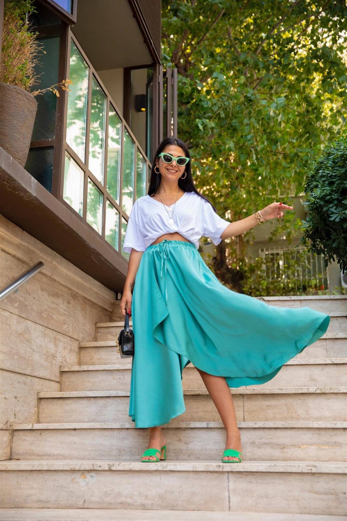Mint Yeşili Anvelop Asimetrik Etek