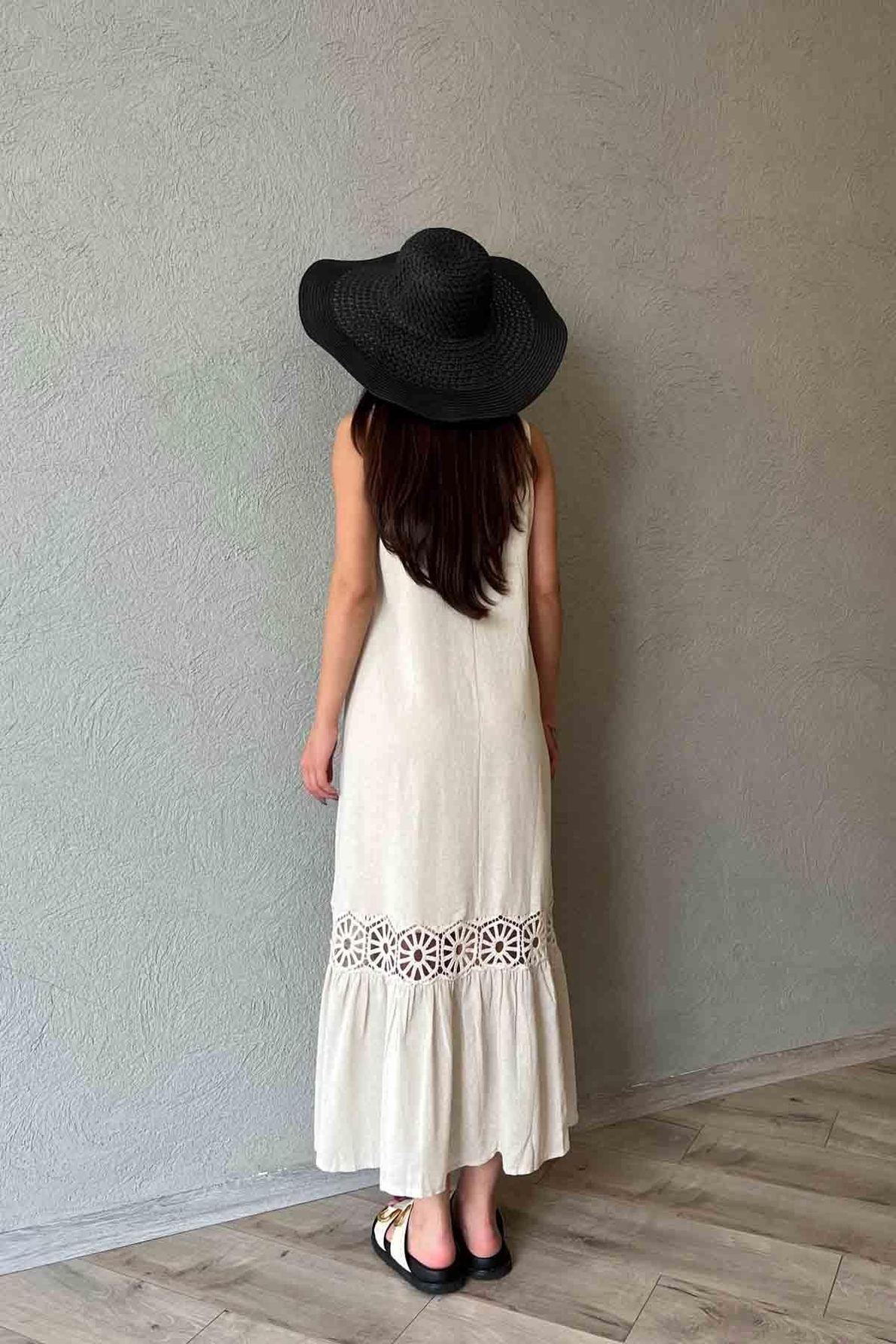 Naturel Örme Detaylı Askılı Elbise