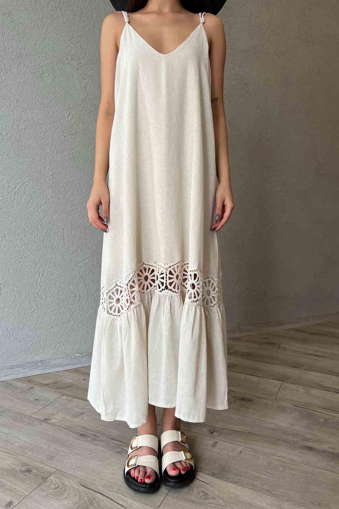 Naturel Örme Detaylı Askılı Elbise