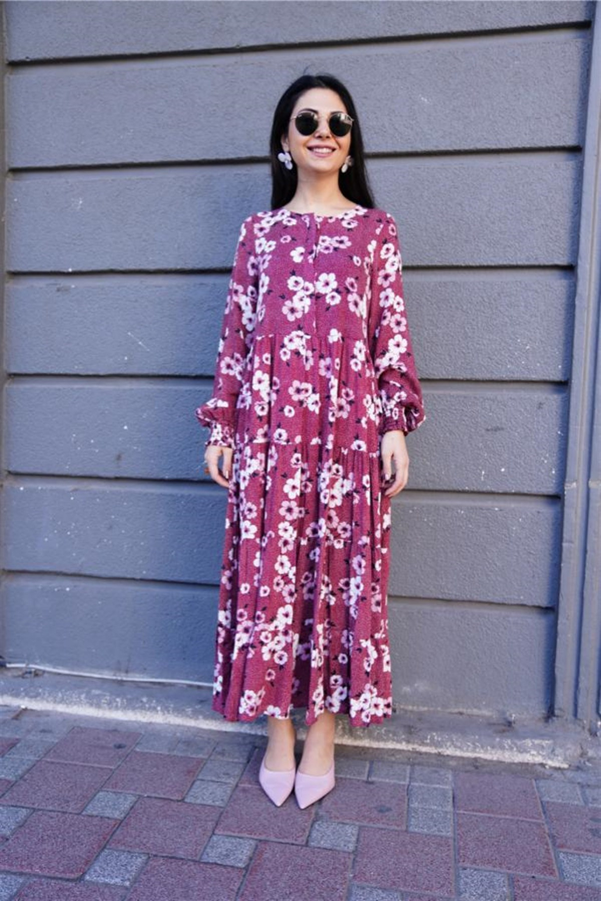 Pembe Çiçekli Uzun Elbise