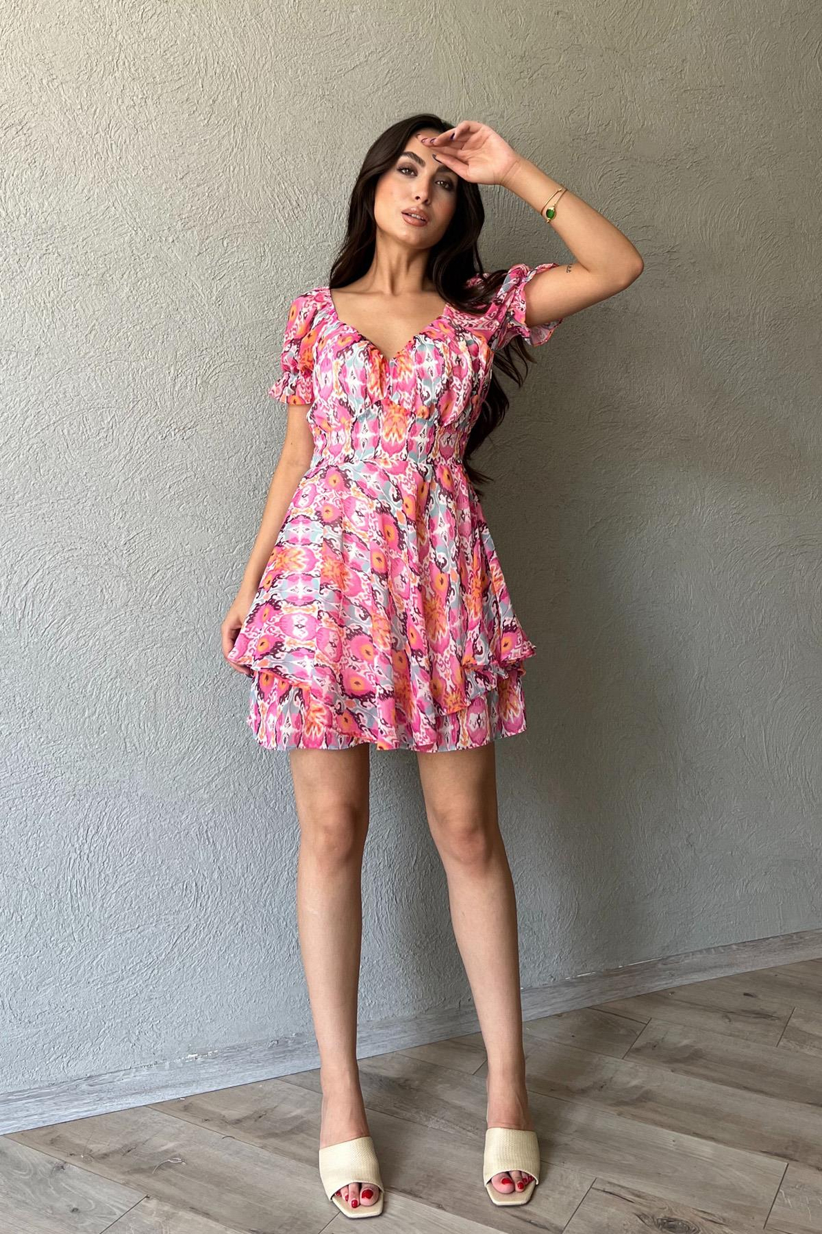 Pembe Desenli Şifon Elbise
