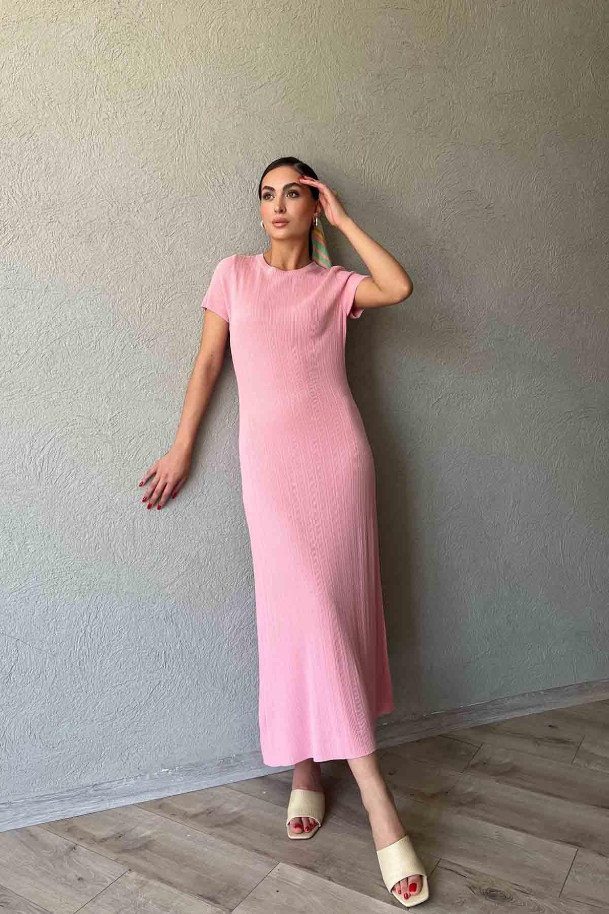 Pembe Kısa Kol Fitilli Midi Boy Triko Elbise