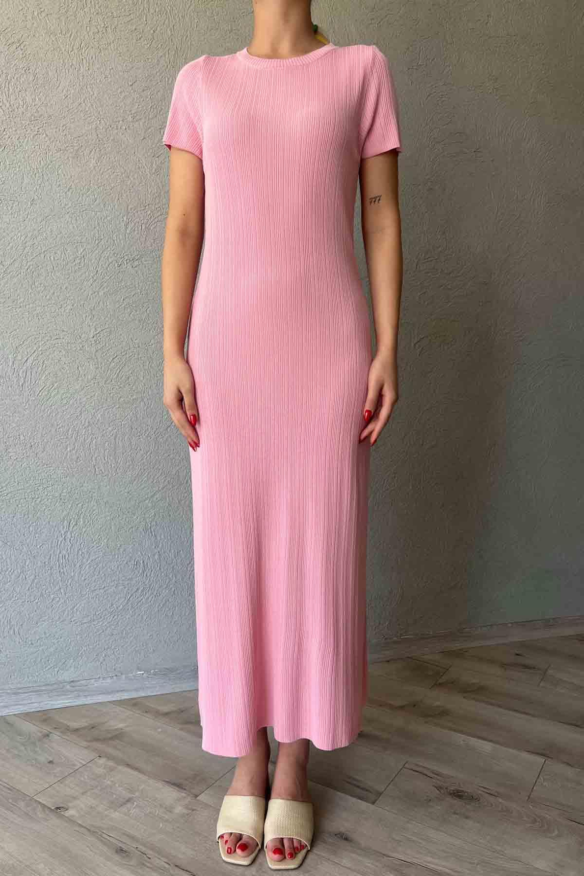 Pembe Kısa Kol Fitilli Midi Boy Triko Elbise